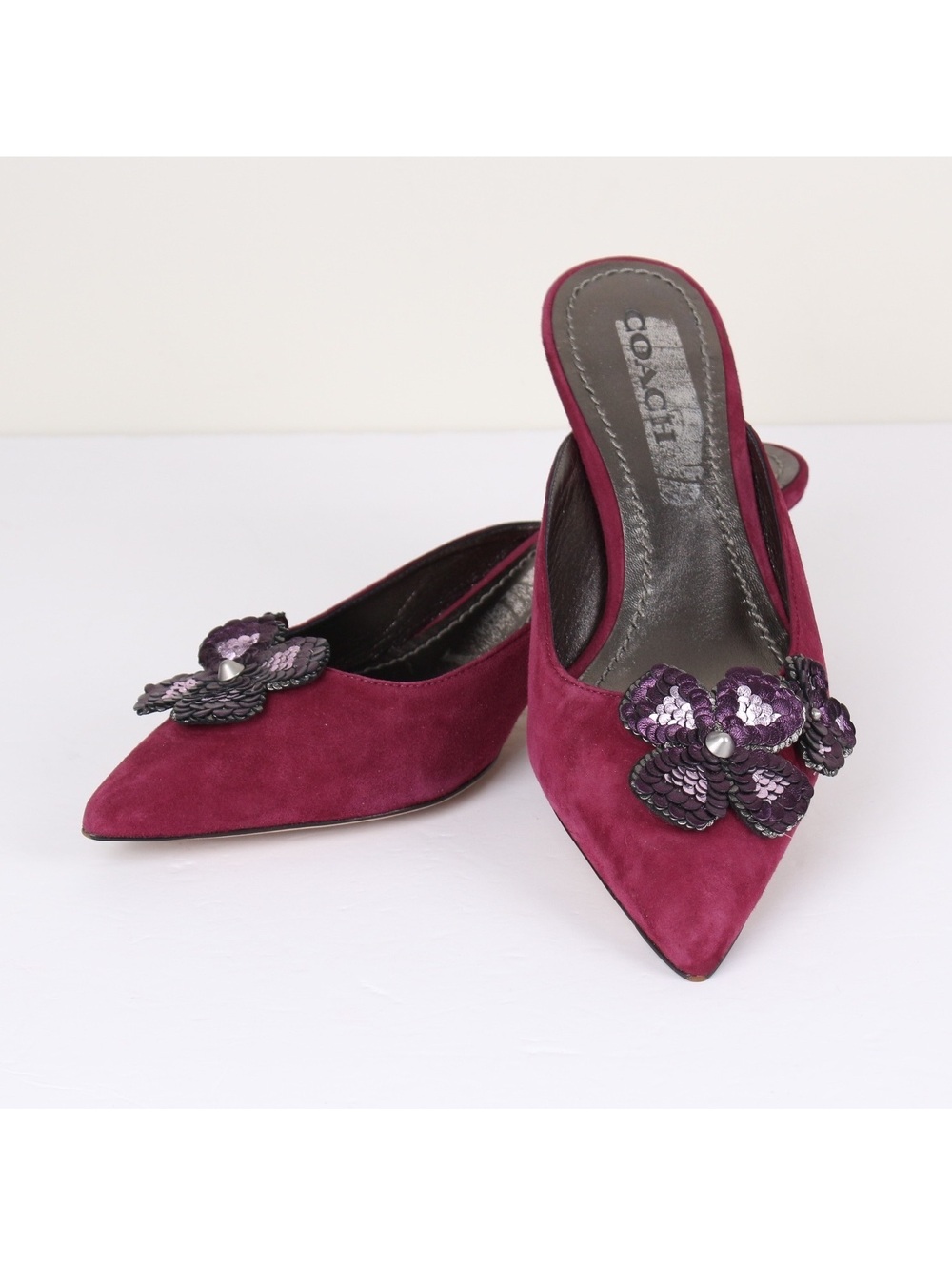 Coach Kailee Suede Paillette Flower Mule Pumps Burgundy Size 10 Kitten Heel